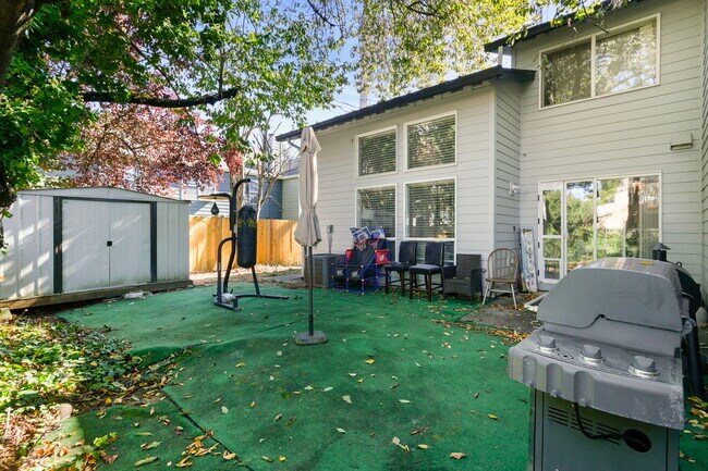 Over 700 sq feet of backyard - 12204 SE 7th St Unit 12204 7th St