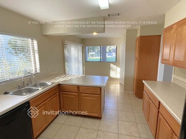 Photo - 126 W York Ct