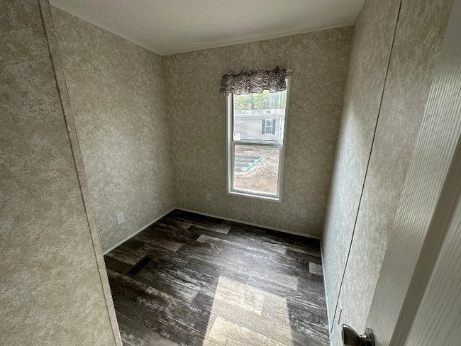 Photo - 55117 Zweifel Rd