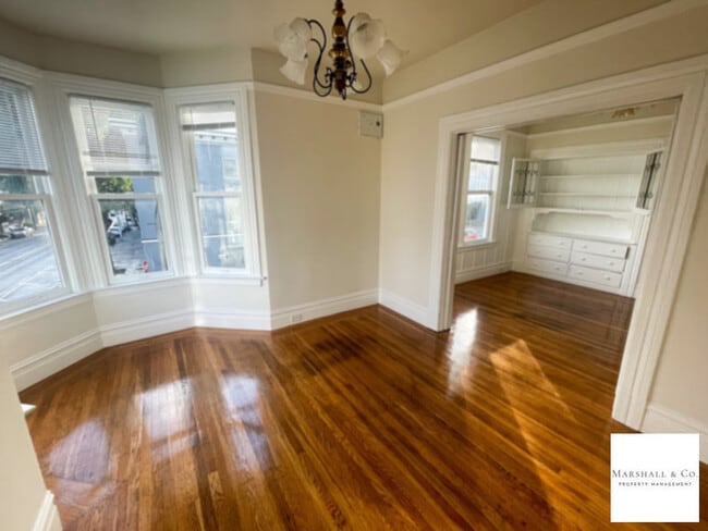 Photo - CLASSIC NOE VALLEY 1BD/1BAREMOD. BTHROOM, ...