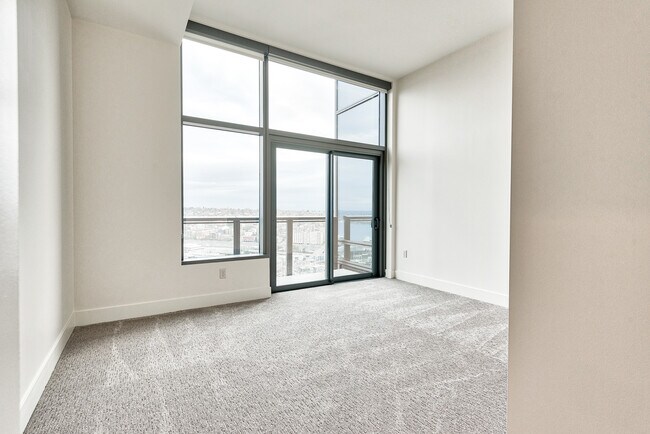 Photo - Windsor Cirrus