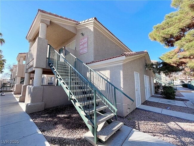 Building Photo - 2209 James Bilbray Dr Unit 201 Rental