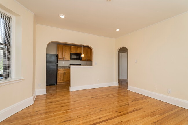 Photo - 117 Highland Ave Unit 3