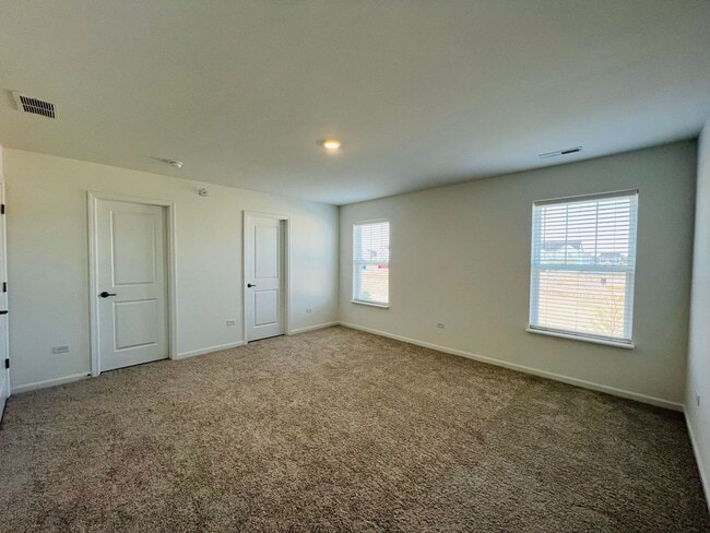 Photo - 128 Henderson St