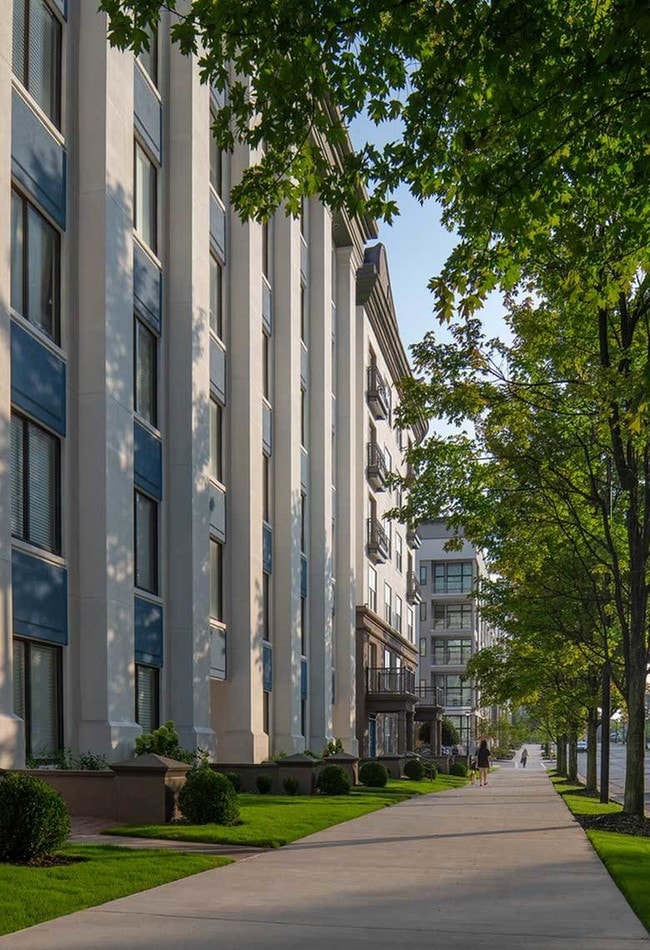 Buckhead 960 Apartments For Rent in Atlanta, GA