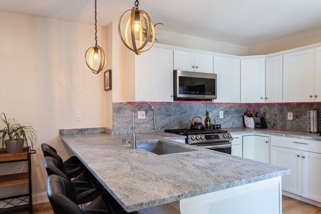 Photo - 5 Everett Ct Unit Apt 2B