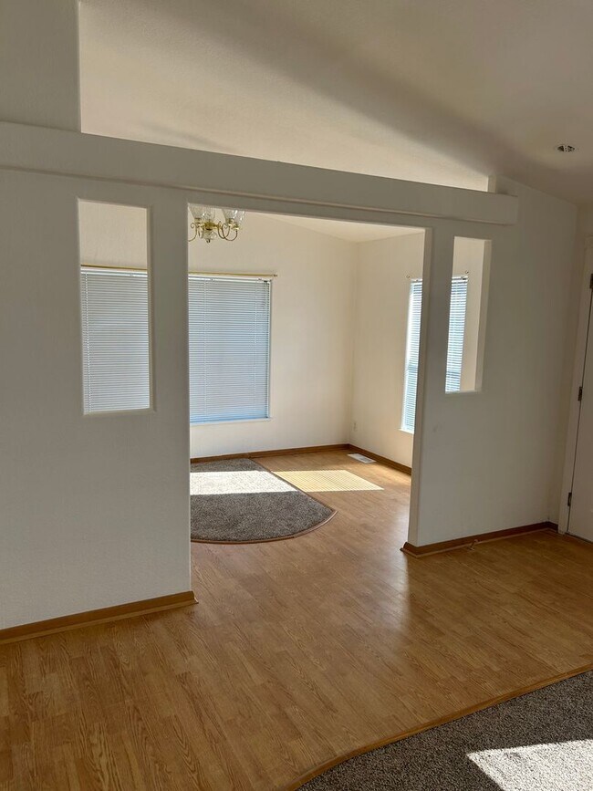 Photo - MOVE-IN READY IN FOOTHILLS NORTH #2