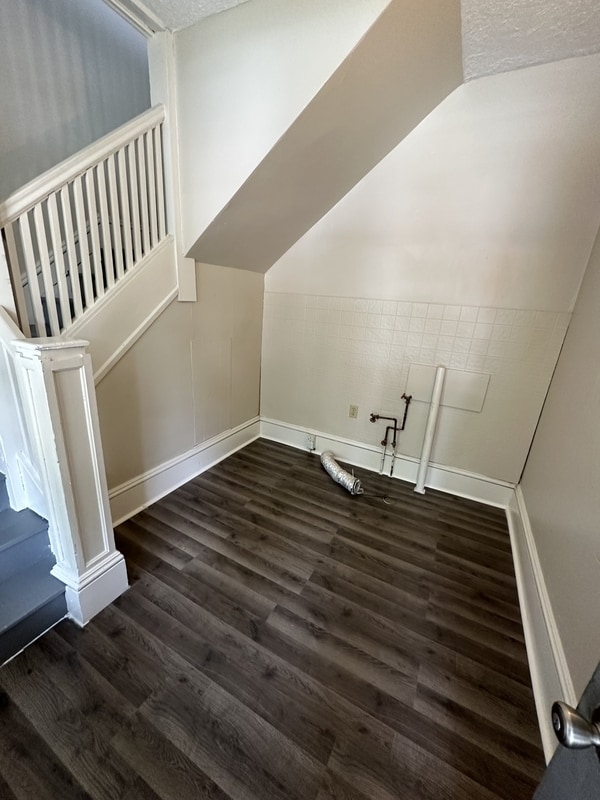 Photo - 9519 Macon Ave