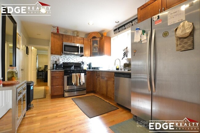 Building Photo - 133 Nottinghill Rd