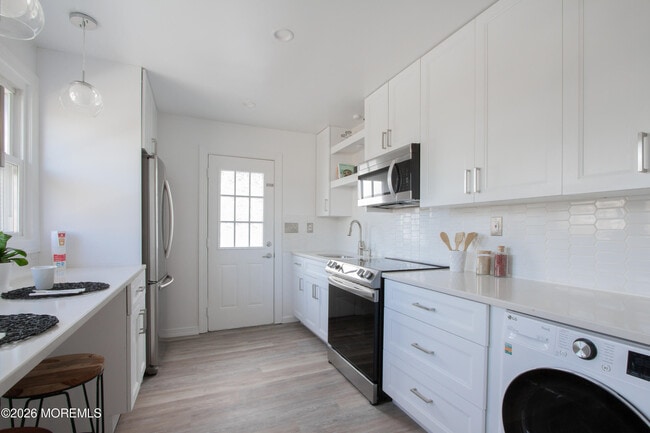 Photo - 78 Shore Blvd