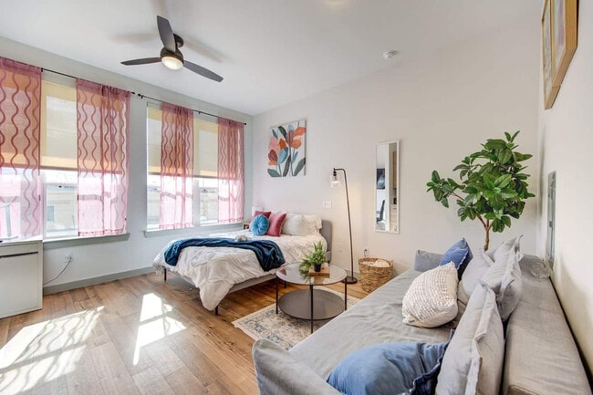 Building Photo - 1111 Shepherd Dr Unit SI ID1380759P