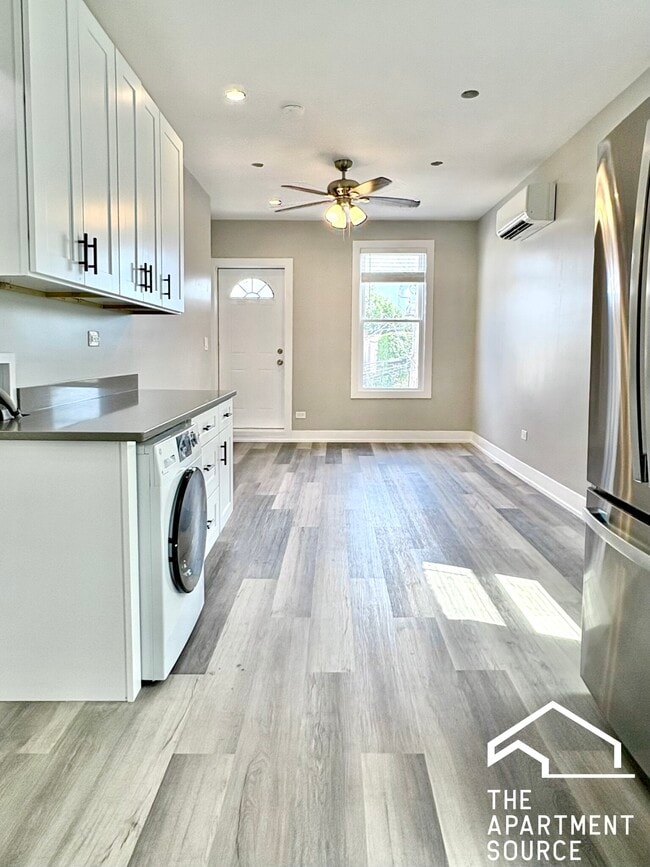 Photo - 1836 W 18th St Unidad 3R Rental