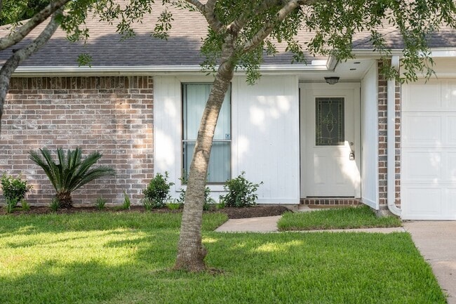 Photo - 1534 Vickery Dr