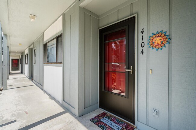 Photo - 7700 Porcher Dr