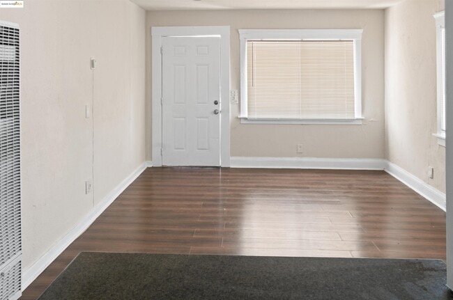 Photo - 1285 77th Ave