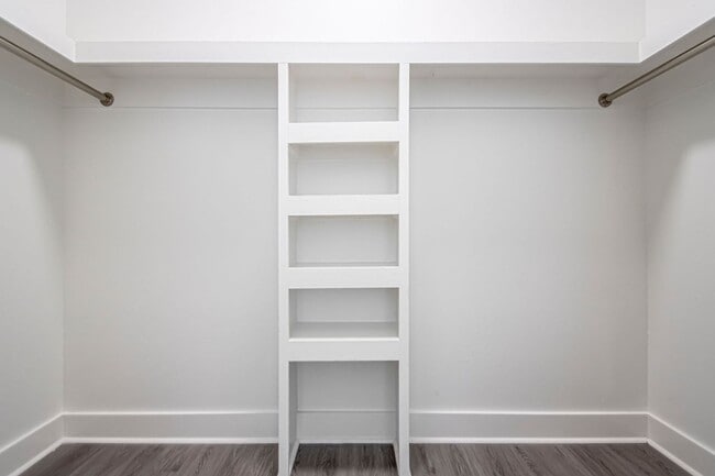 Photo - Timeless Elegance with Modern Upgrades – Stunning 3-Bedroom Little Rock Home!