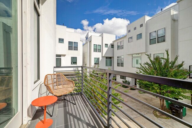 Photo - 5622 Kiam St