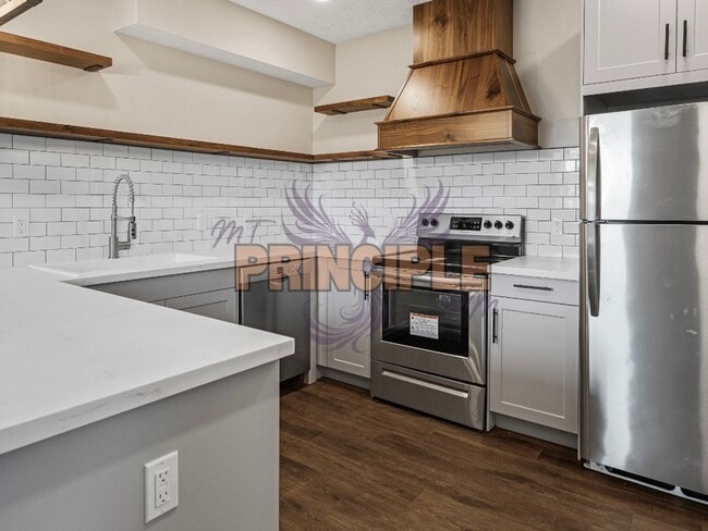 Photo - Park St. Apartments Unit 533 W. Park  C