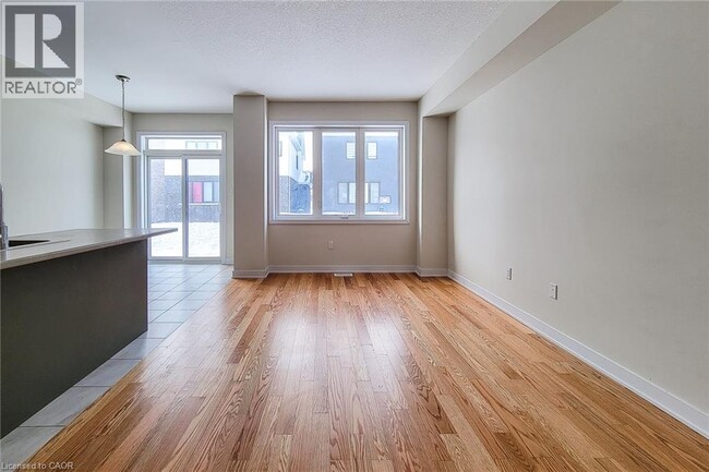 Photo - 167 Keelson St.