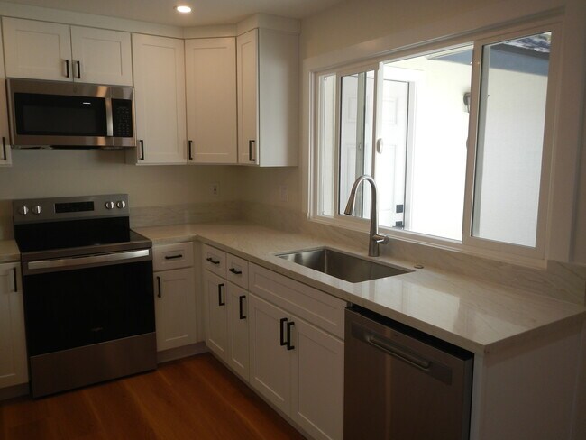 Photo - 23831 Pesaro House