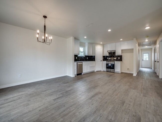 Photo - 4220 Hamilton Ave
