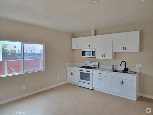 Building Photo - 6010 Kansas Ave Rental