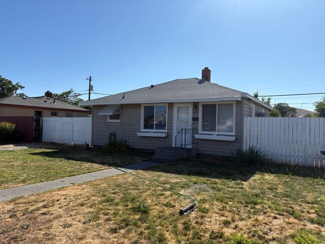 Building Photo - Cute Home in Ephrata