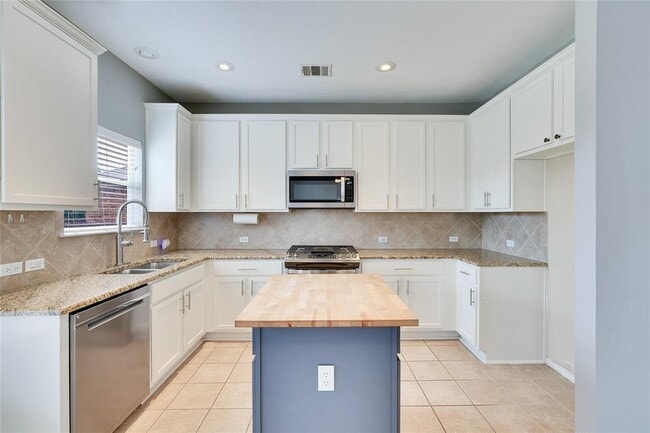 Photo - 11129 Persimmon Gap Dr