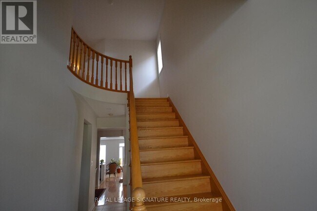 Photo - 656 Asleton Blvd