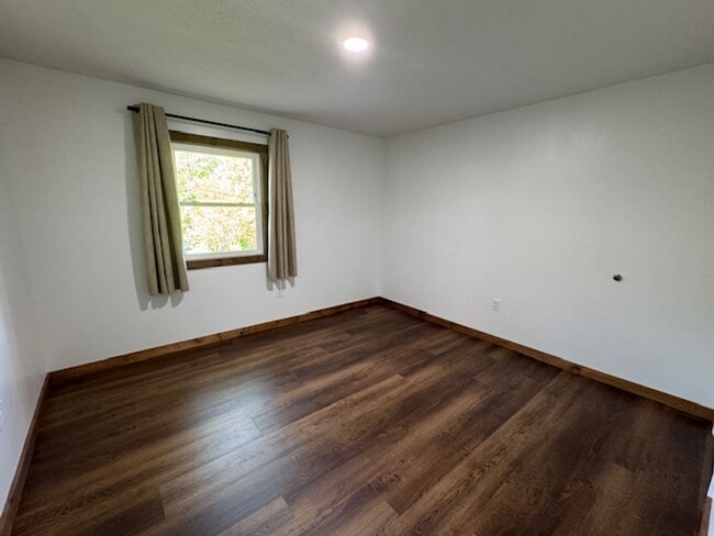 Photo - 1032 Moseley Dr Apartment Unit 1034