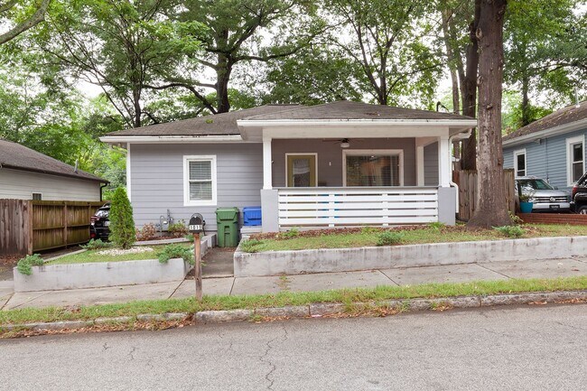 Photo - 1019 Parsons St SW