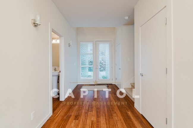 Photo - 3166 Vista Verde Ln SW