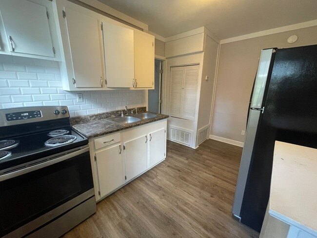 Photo - 2902 Park St Unit 2904