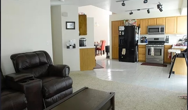 Photo - 3558 Glenridge Ave