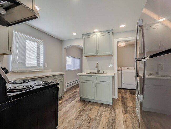 Photo - 2008 Vernon Rd Unit B