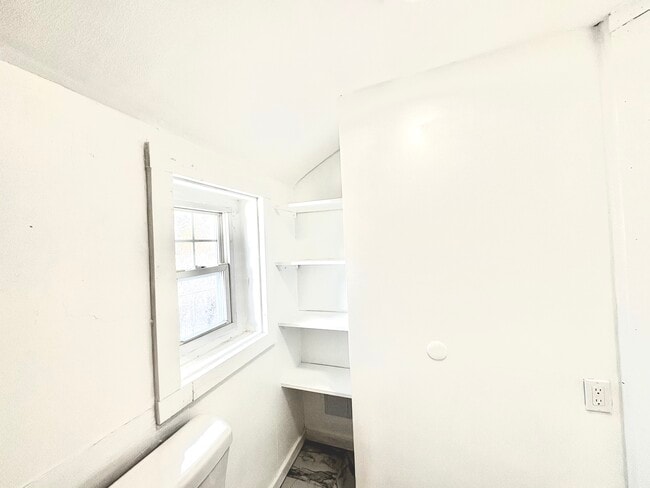 Photo - 14 Hackmatack St