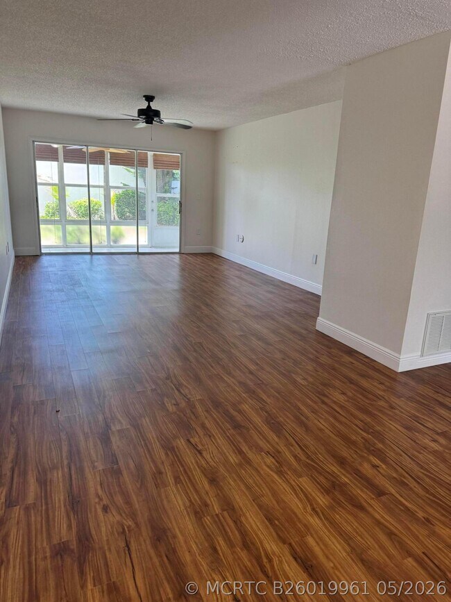 Photo - 2800 Indian River Blvd Unit 4r