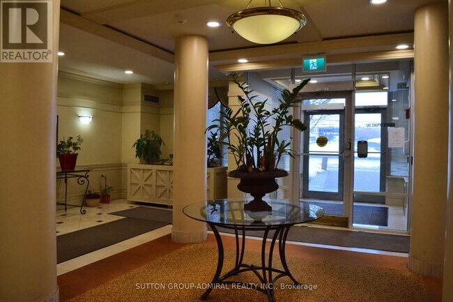 Photo - 5001 Finch Ave E Unité SPH05