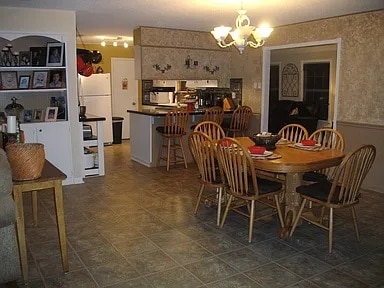 Photo - 9525 Corsica Ave