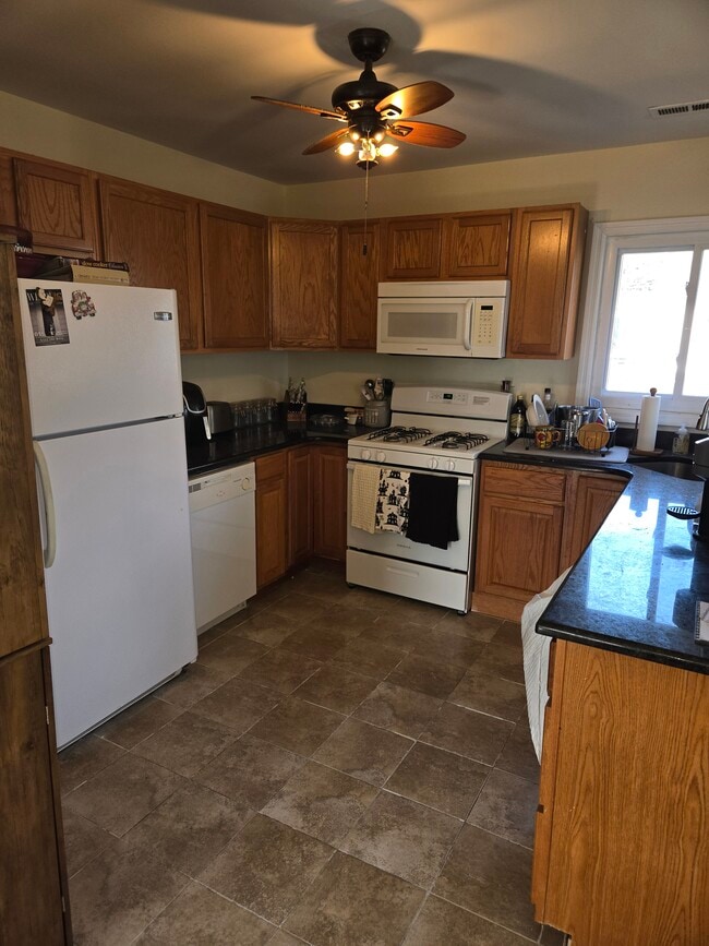 Photo - 198 Walnut Creek Ln