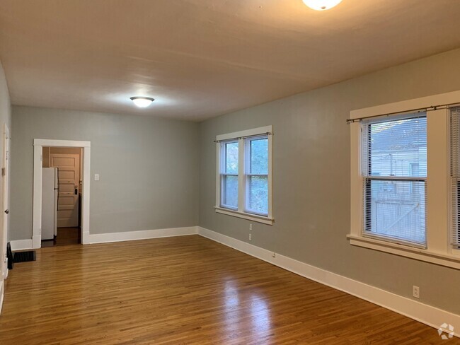 Building Photo - 1620/1622 Leavenworth Unit 1620 Leavenworth Rental