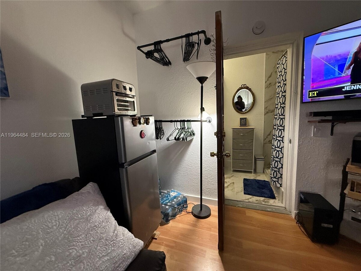 Photo - 17840 NE 6th Ct Unidad A