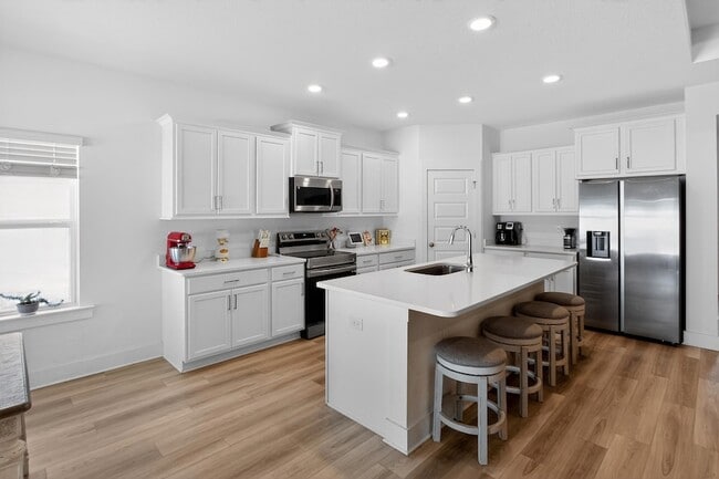 Photo - 159 Blooming Cv