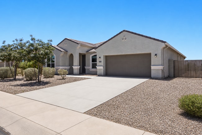 Photo - 44587 W Palo Amarillo Rd