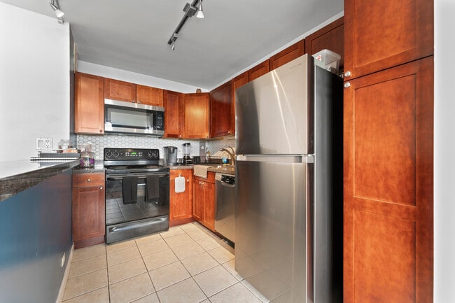 Photo - 655 W Irving Park Rd Unit 4408