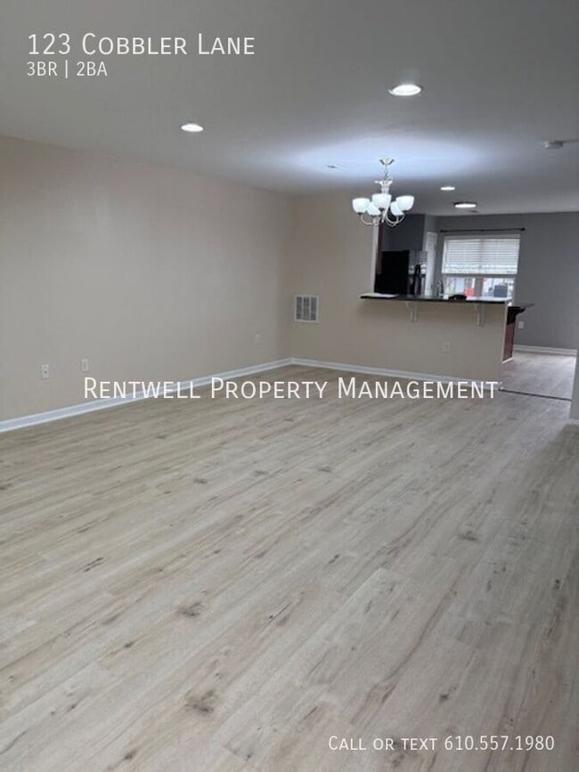 Photo - 123 Cobbler Ln