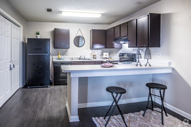 1 BR, 1 BA - 700SF - Greenway Apartments