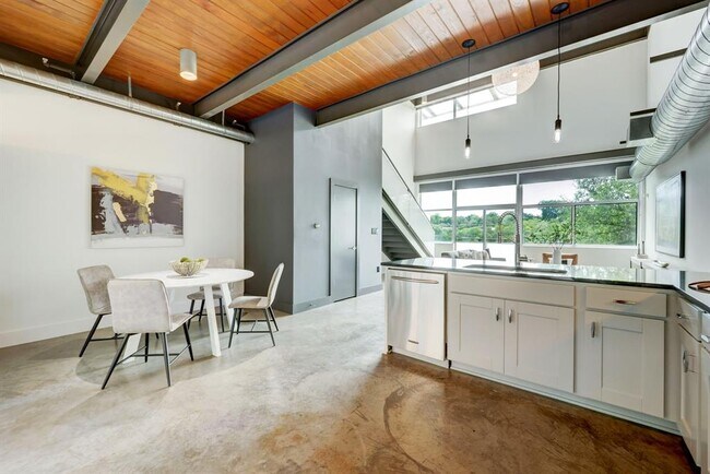 Photo - 2205 N Lamar Blvd Unit 125