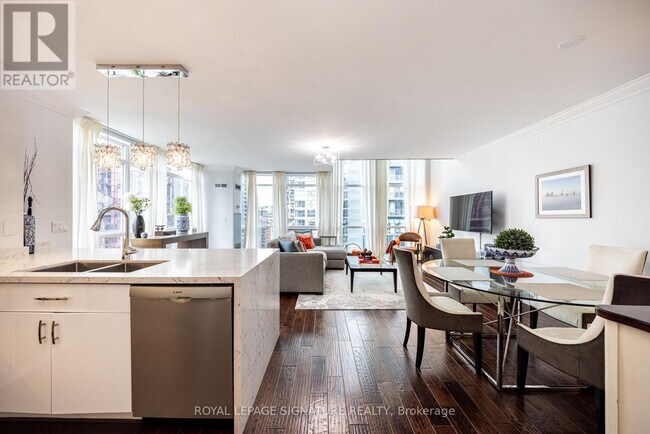 Photo - 36 Blue Jays Way Unit 1125