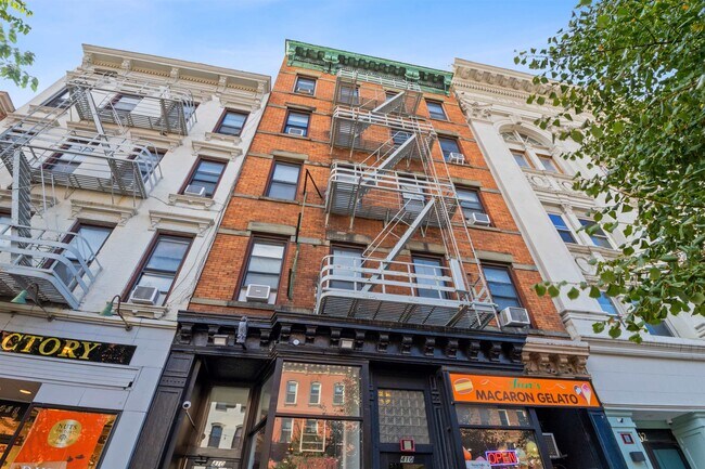 Photo - 410 Washington St Unit 7